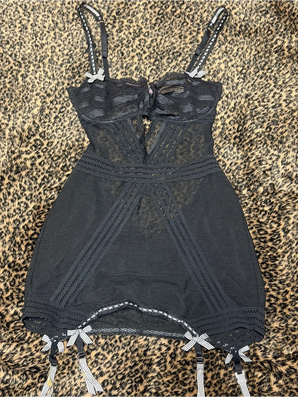 NWT Victoria Secret Black Lace Chemise with Garter Straps